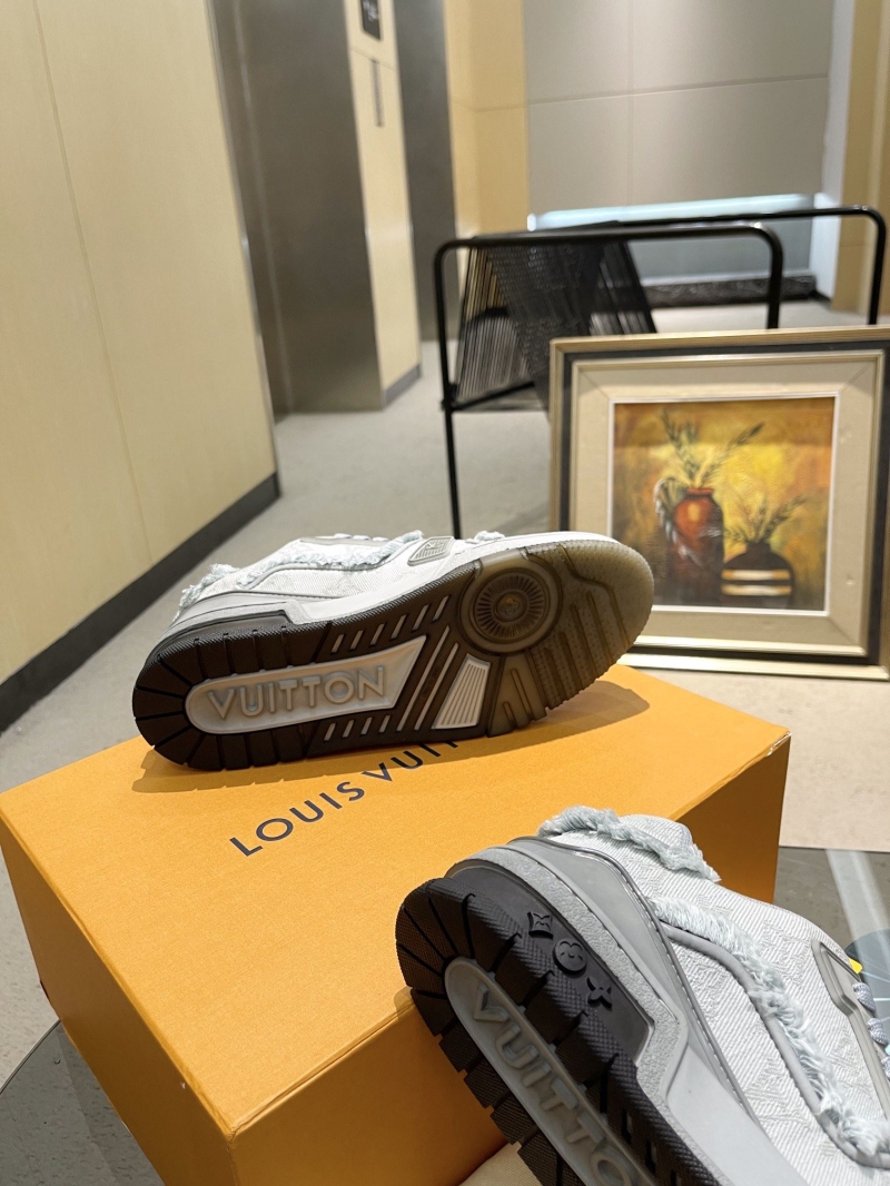 Louis Vuitton Sneakers